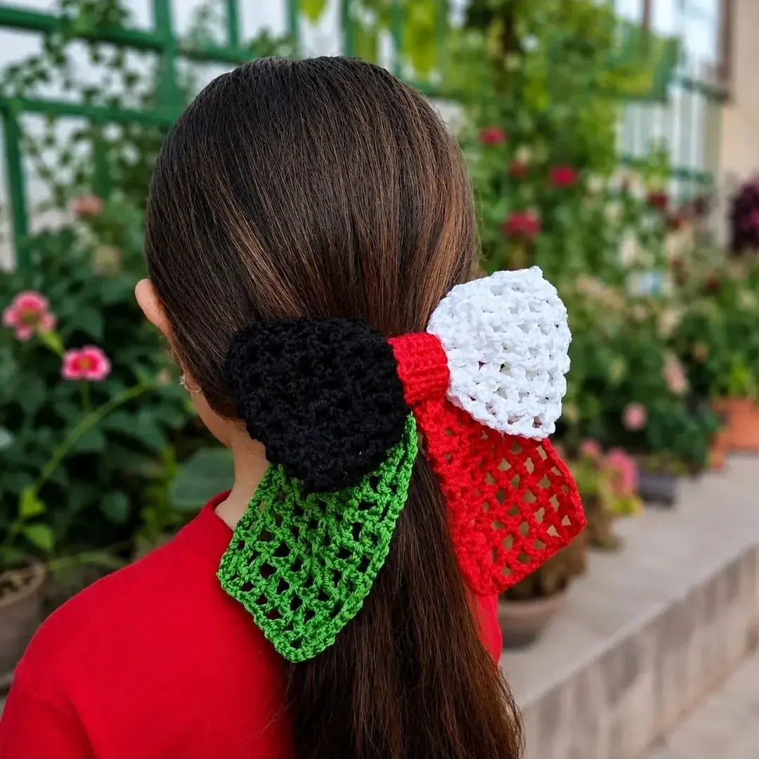 Bow hair clip