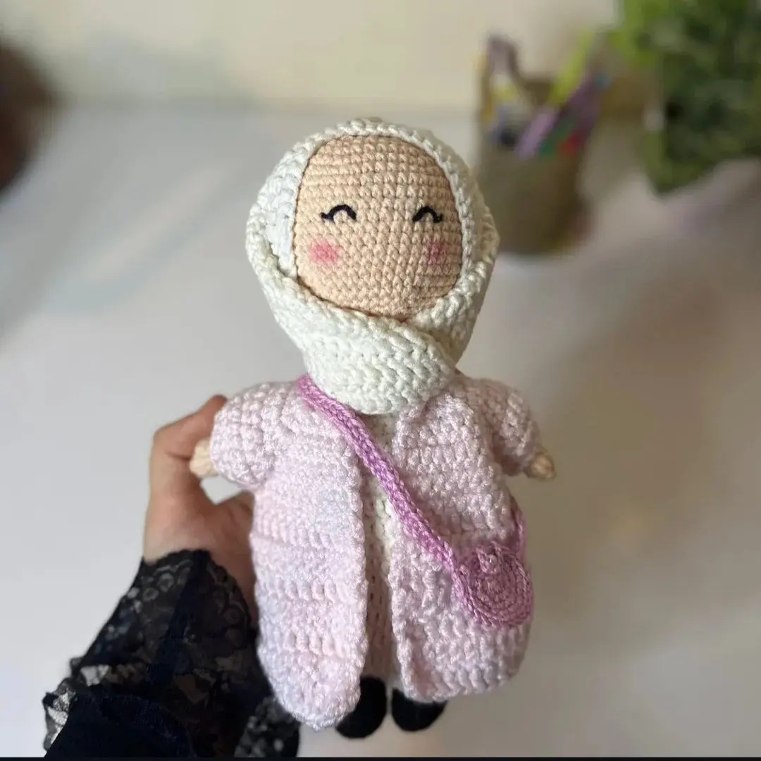 Hijabi doll